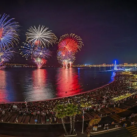 La Dolce Da Elena - Lumineux A Saint-raphael * Saint-Raphael (Var)