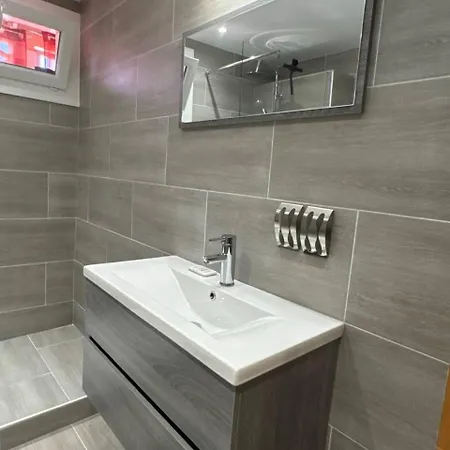 La Dolce Da Elena - Lumineux A Saint-raphael Апартаменты Сен-Рафаэль