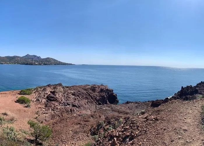 Апартаменты La Dolce Da Elena - Lumineux A Saint-raphael Сен-Рафаэль